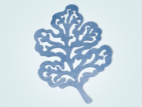 Дубовый листок из металла